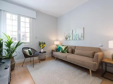 City, Sun And Living