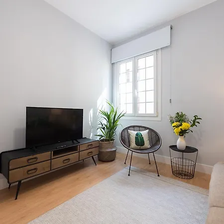 City, Sun And Living